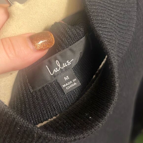 ✨Lulus Baby Got Backless Black Mock Neck Tie-Back Sz Medium Sweater✨ - Picture 10 of 11
